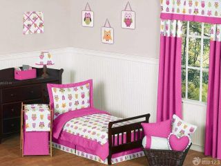 可爱儿童房间彩色窗帘装修设计图