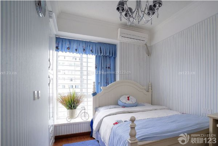 地中海风格卧室飘窗窗帘设计图