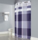 卫生间浴室组合图案窗帘装修设计图