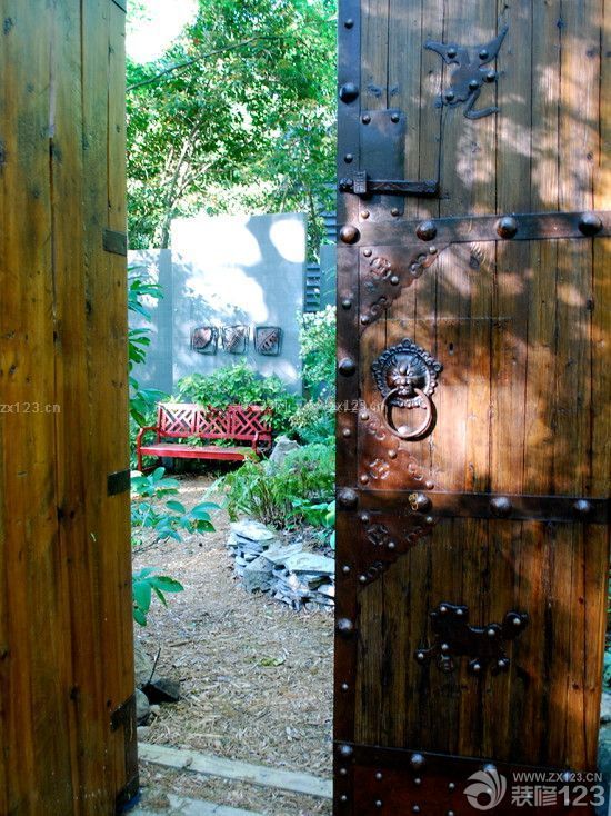 园林原木门装修效果图片