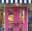 美式服装店面粉色门设计效果图