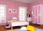 女孩温馨卧室衣柜粉色门效果图