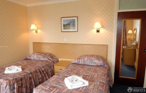 小型宾馆单人床装修设计效果图