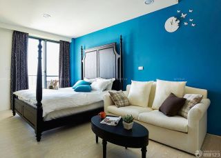 传统中式风格深蓝色墙面设计