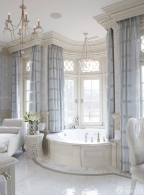 美式风格白色按摩浴缸设计图