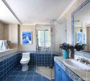 蓝色地砖 卫生间设计