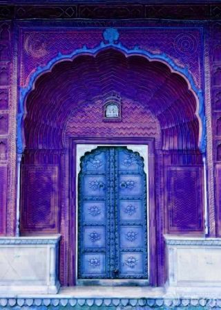 古典风格蓝色门装修图片欣赏
