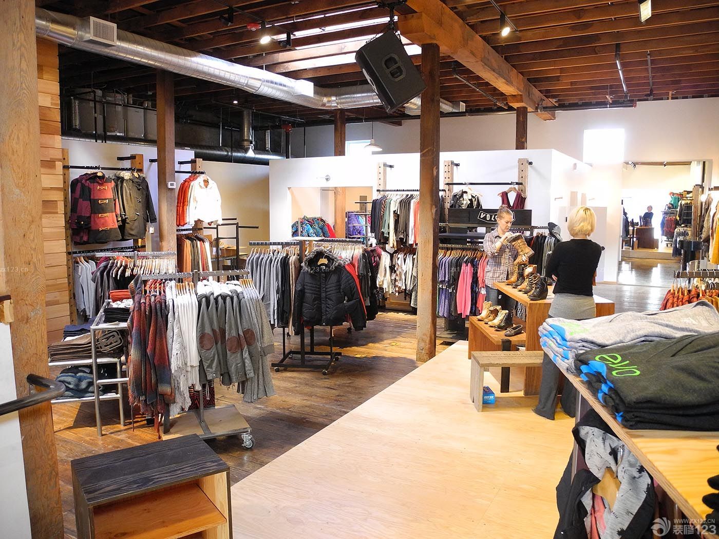 美式风格服装店面设计装修实景图