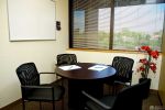 简约小型会议室布置效果图