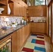 最新小别墅厨房原木橱柜设计效果图片