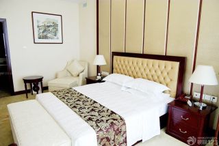 小型宾馆双人床装修设计图