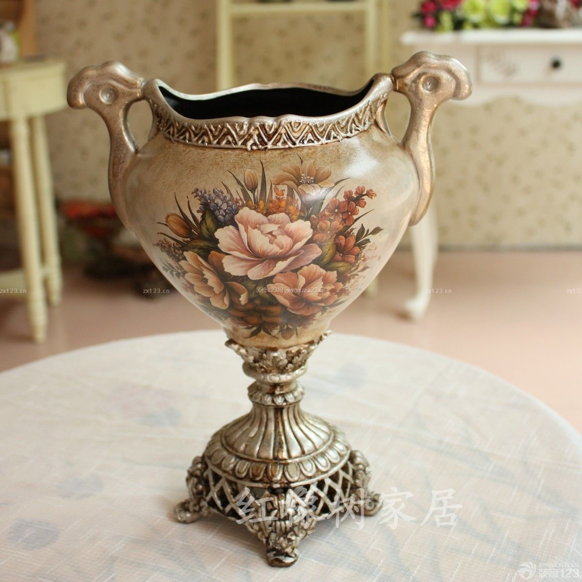 美式古典风格花瓶效果图