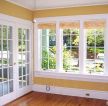 室内简欧风格木制窗户装修图