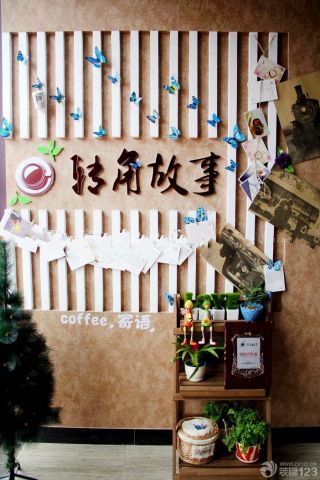 温馨30平奶茶店门头展示墙设计图