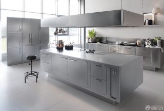 经典现代风格别墅厨房不锈钢橱柜设计效果图