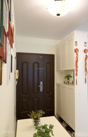 咖啡色门框 小户型室内设计