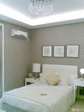 60平米小户型两室卧室抽象图案壁纸装修图
