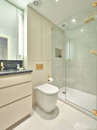 现代家装淋浴房喷头效果图