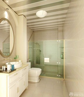 现代简约整体浴室铝扣天花板样板间