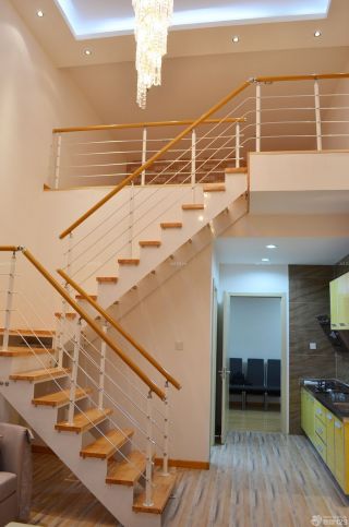 70平米两室阁楼楼梯装修设计效果图 