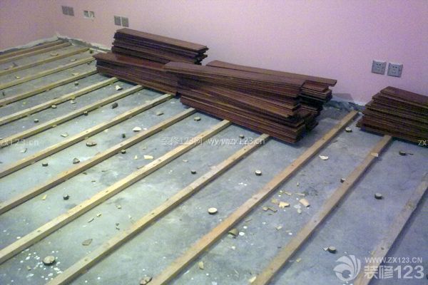 木地板安装注意事项4：注意龙骨安装的稳定性