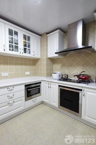 70多平米楼房厨房装修设计效果图片  