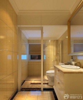  140平米跃层装修 卫生间浴室装修图