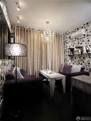 时尚60平米客厅金银色窗帘装修效果图