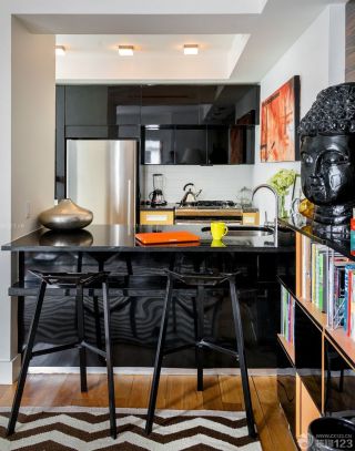 时尚个性60平米二室一厅小户型厨房黑色橱柜装修效果图