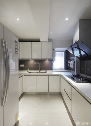 家装现代风格60平米两室两厅厨房装修图