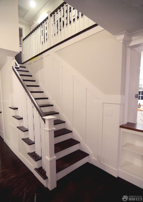 120平米复式装修图 房屋楼梯设计图