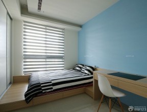 70平米带阁楼小户型蓝色墙面装修效果图片