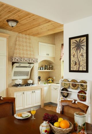 70平米两室一厅小厨房吊顶设计装修装饰效果图片
