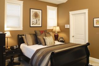 时尚60平米小户型带阁楼的卧室棕色墙面装修效果图片