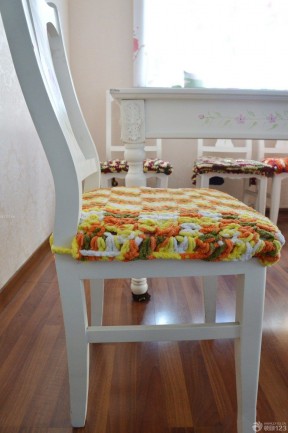 毛线编织坐垫 餐桌椅子装修效果图片