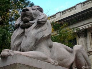 欧式建筑门口石狮子图片