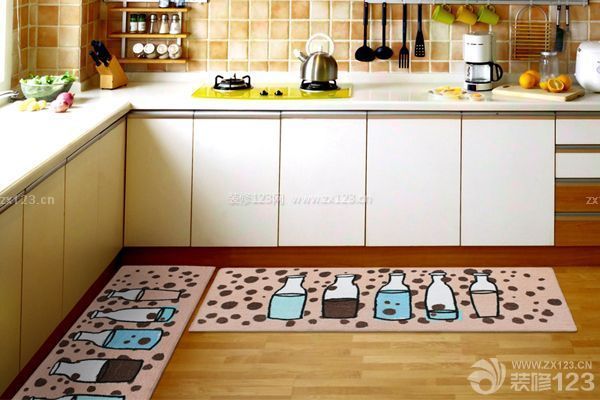 厨房铺设地毯优点
