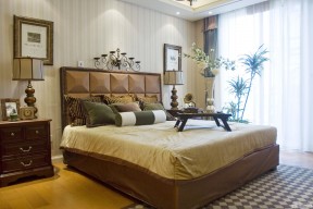 80平两室一厅装修图 美式沙发床