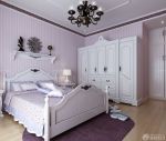 90平米两室一厅美式卧室条纹壁纸装修设计图