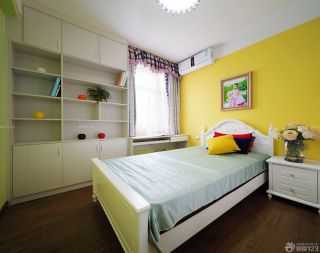简约90平两室一厅儿童房黄色墙面装修效果图