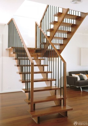复式房楼梯设计 现代风格