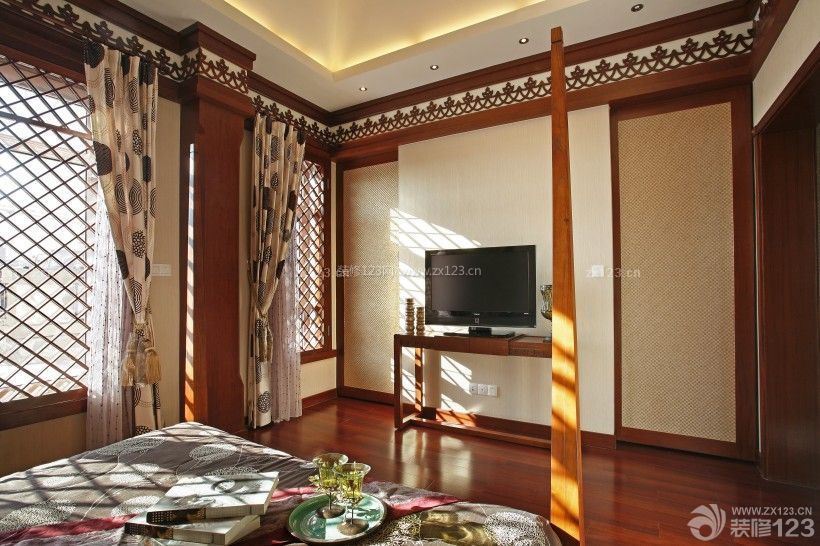 中式古典装修风格卧室电视墙