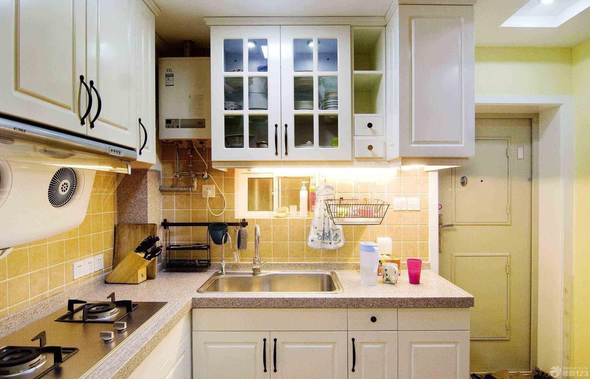 30平方米小户型厨房简约装修效果图_装信通网效果图