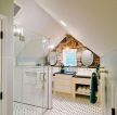 美式90平带平顶阁楼小户型卫生间浴室装修图片
