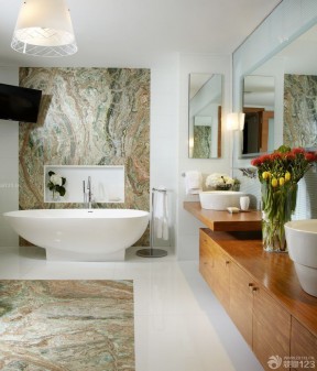 农村别墅设计图大全 白色浴缸装修效果图片