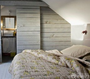 90平带平顶阁楼小户型小型卧室装修效果图片
