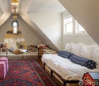家装90平带平顶阁楼小户型沙发床装修效果图片
