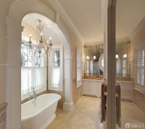 最新顶级别墅浴室装修设计图片