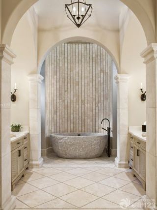 超级别墅浴室装修设计图片