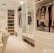 美式风格房子室内带镜子的鞋柜装修效果图